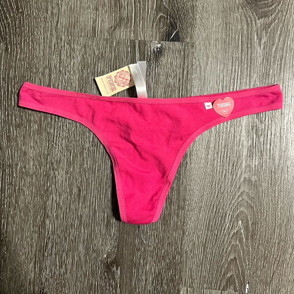 NWT Vintage Y2K Victoria’s Secret Pink Thong